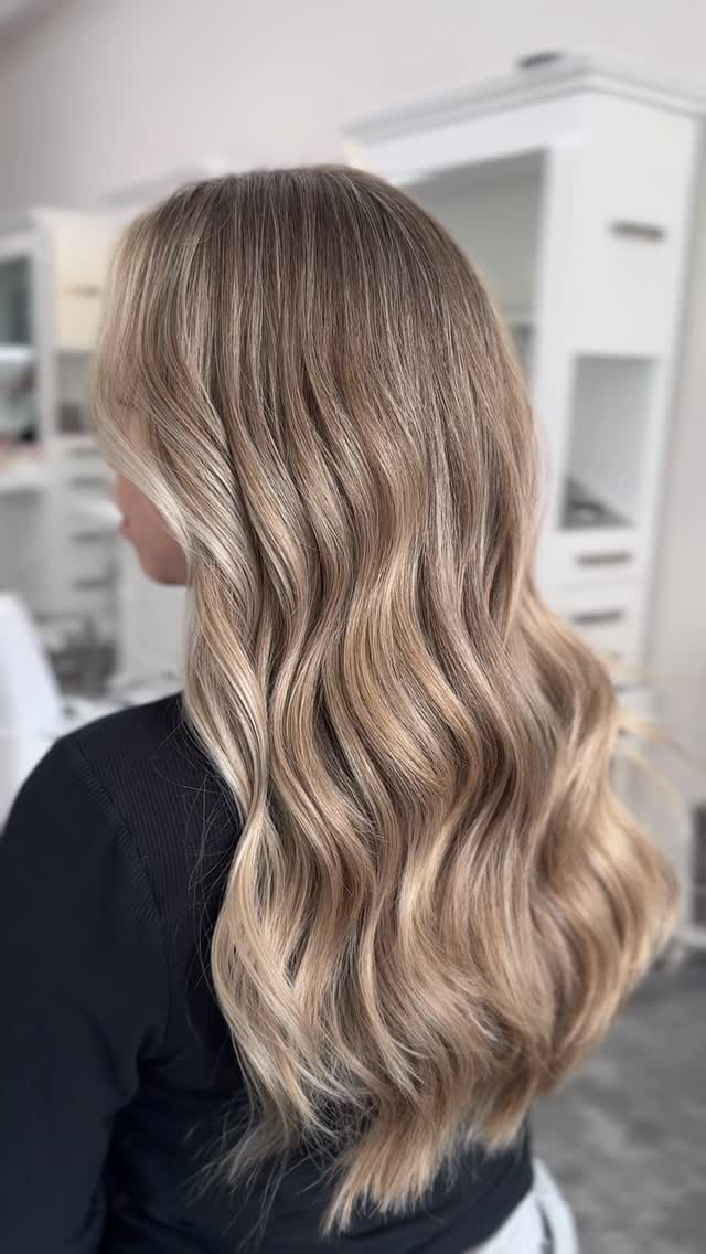 Post 2 by NINE TWO FIVE SALON & SUITES on Instagram (video)