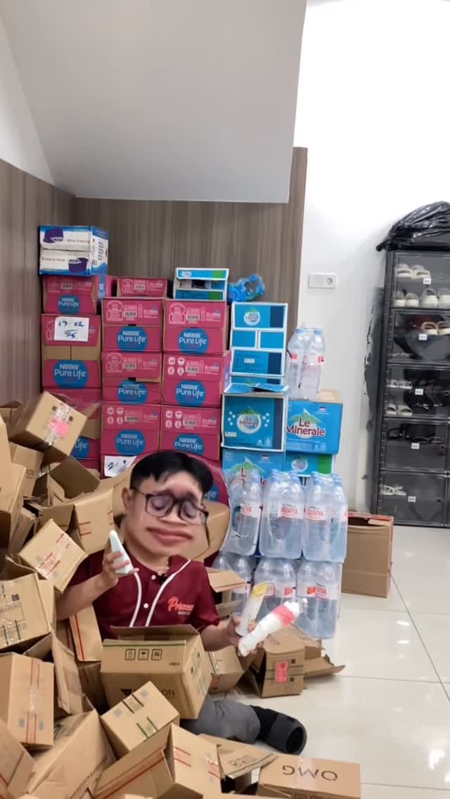 Post 10 by 𝐏𝐑𝐈𝐍𝐂𝐄𝐒𝐒 𝐂𝐎𝐒𝐌𝐄𝐓𝐈𝐂 𝐊𝐀𝐘𝐔𝐓𝐀𝐍𝐆𝐈 on Instagram (video)