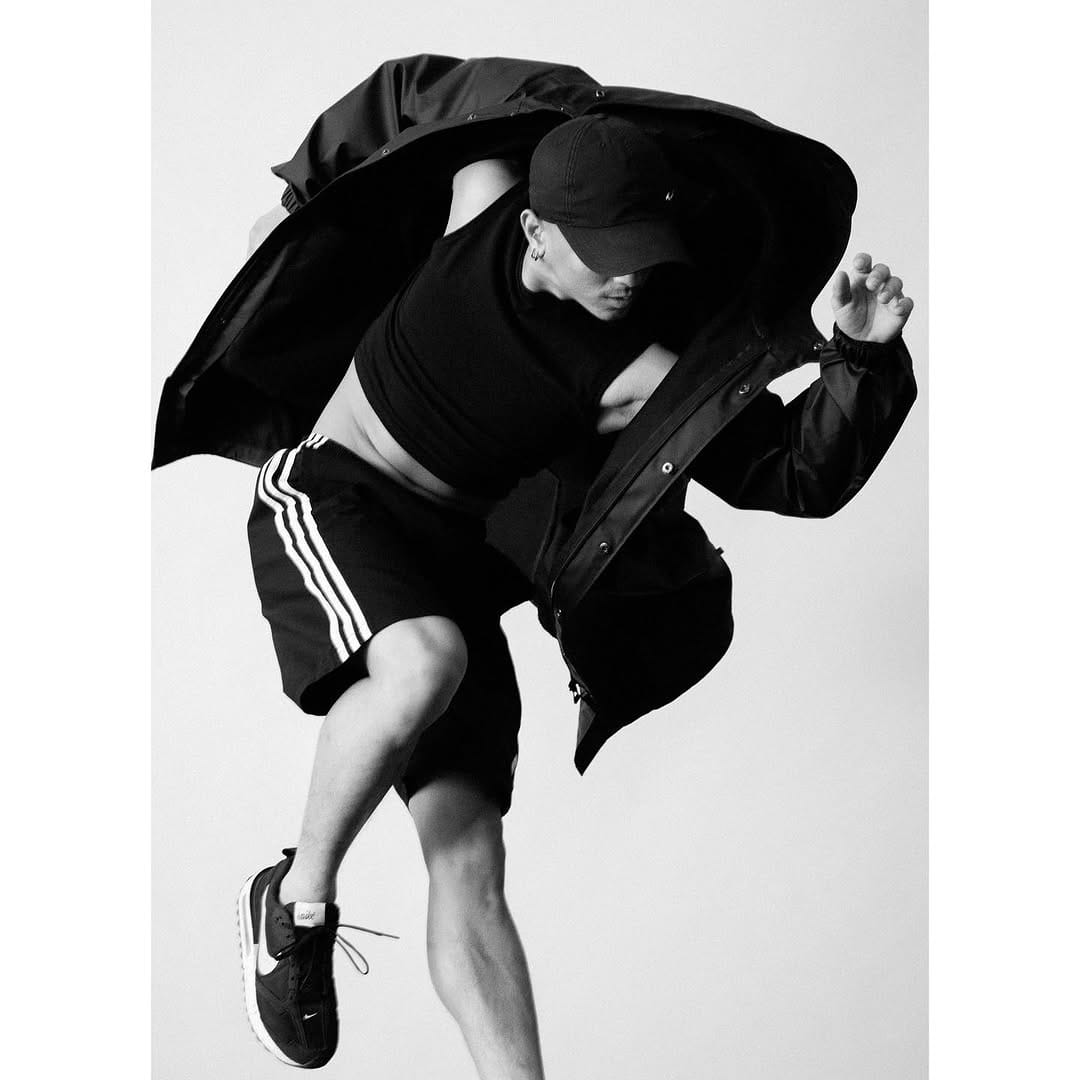 Post 7 by Matthew Rich on Instagram (image)