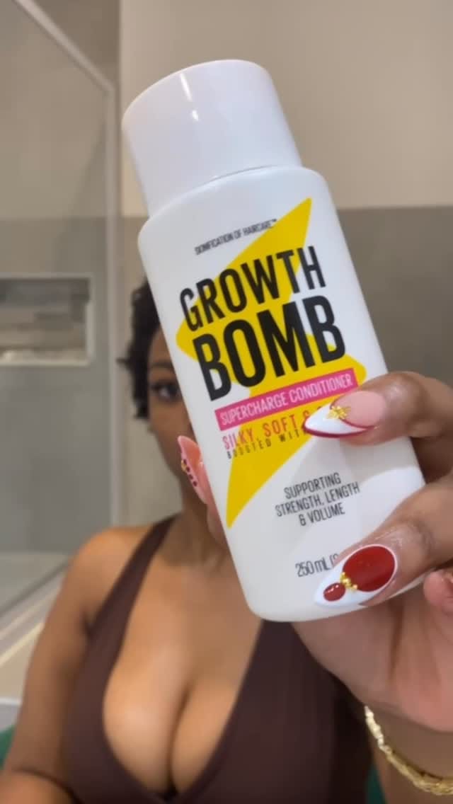 Post 3 by Asande Ngidi🍒 on Instagram (video)