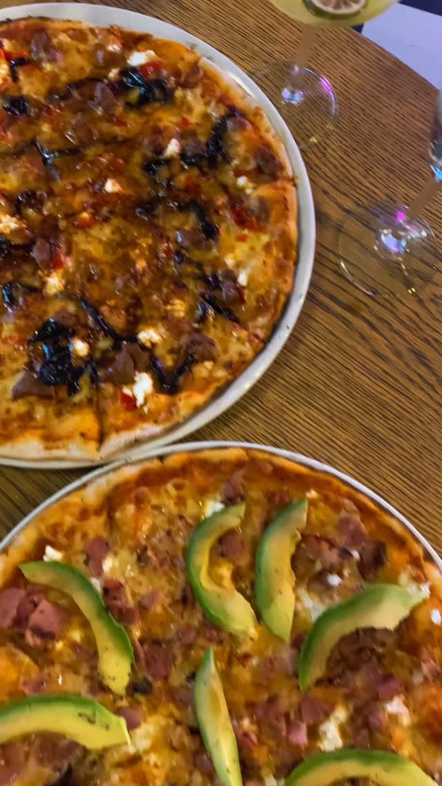 Post 2 by Asande Ngidi🍒 on Instagram (video)