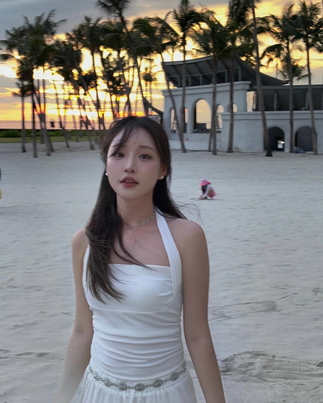 Post 8 by 강어진 AZZI on Instagram (carousel)