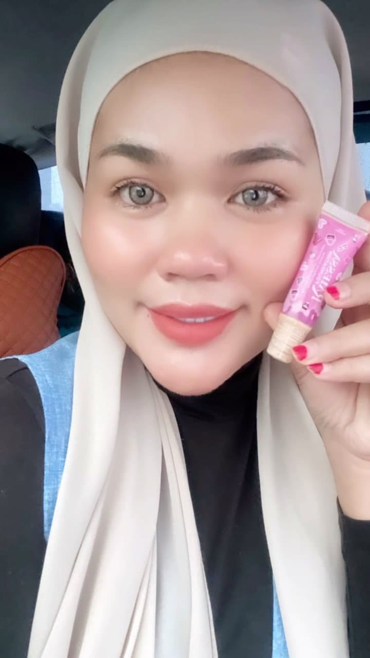 Post 8 by HQ RAIESSA OFFICIAL on Instagram (video)