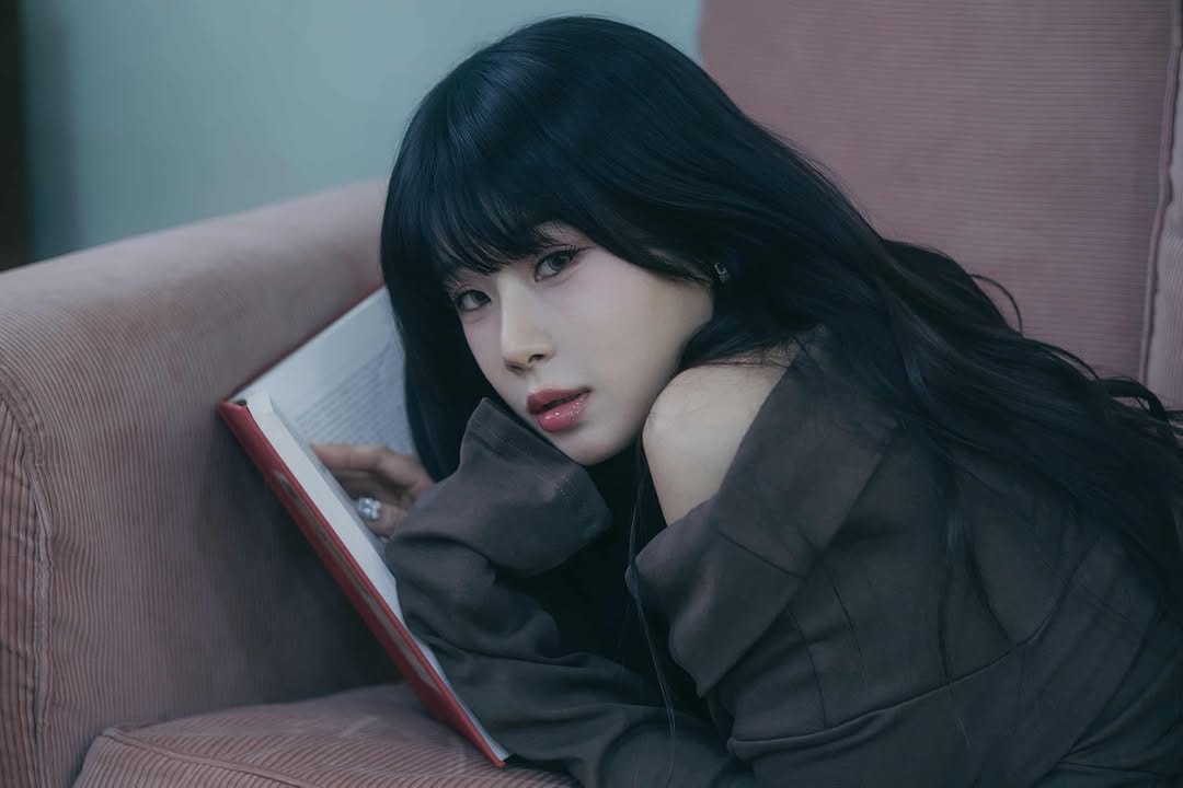 Post 2 by 위위아뜰리에 메이크업 하연 on Instagram (carousel)