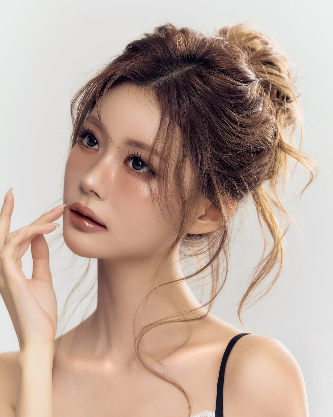 Post 3 by 서아영 (Seo Ah Young) on Instagram (carousel)