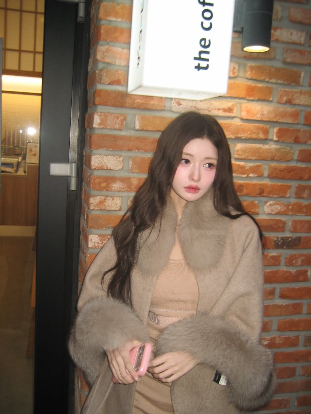 Post 5 by 서아영 (Seo Ah Young) on Instagram (carousel)