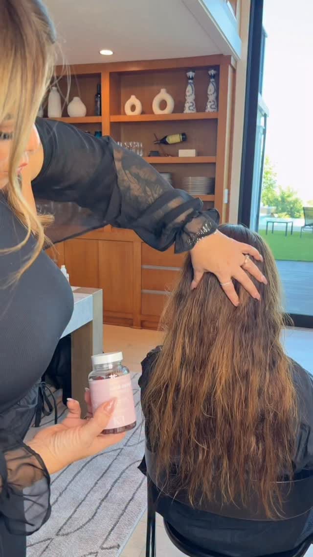 Post 9 by VS CBD on Instagram (video)