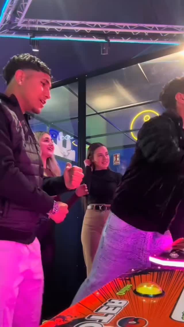 Post 1 by Silvia y Maribel on Instagram (video)