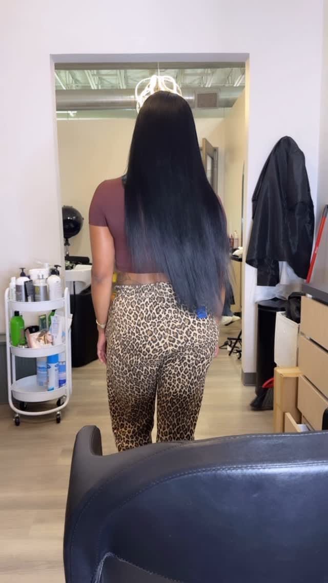Post 8 by Mo on Instagram (video)