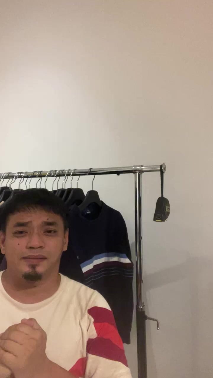 Post 3 by hasrol28 on Instagram (video)