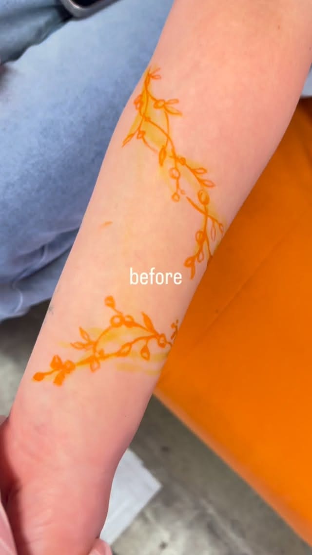 Post 3 by Flowertattoo : Tattooist_YEON 꽃타투 _타투이스트연 on Instagram (video)