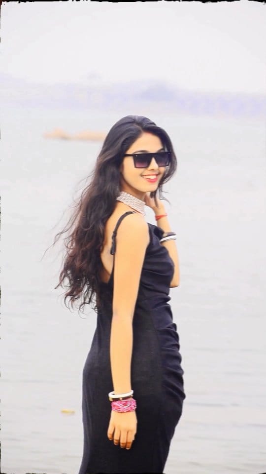 Post 10 by Priya Roy Chowdhary🧿 on Instagram (video)