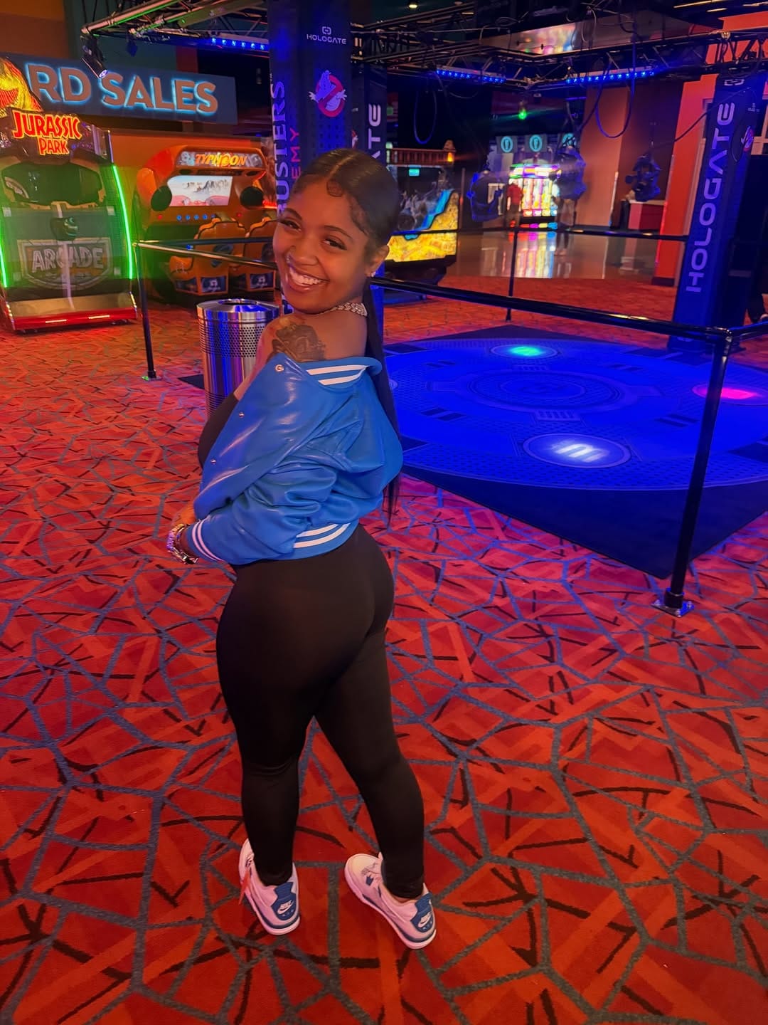 Post 6 by Jayda Marie on Instagram (carousel)