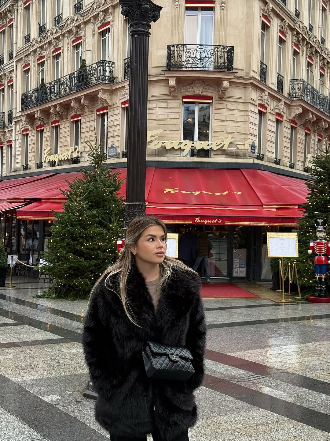 Post 6 by Celeste Casanova on Instagram (carousel)