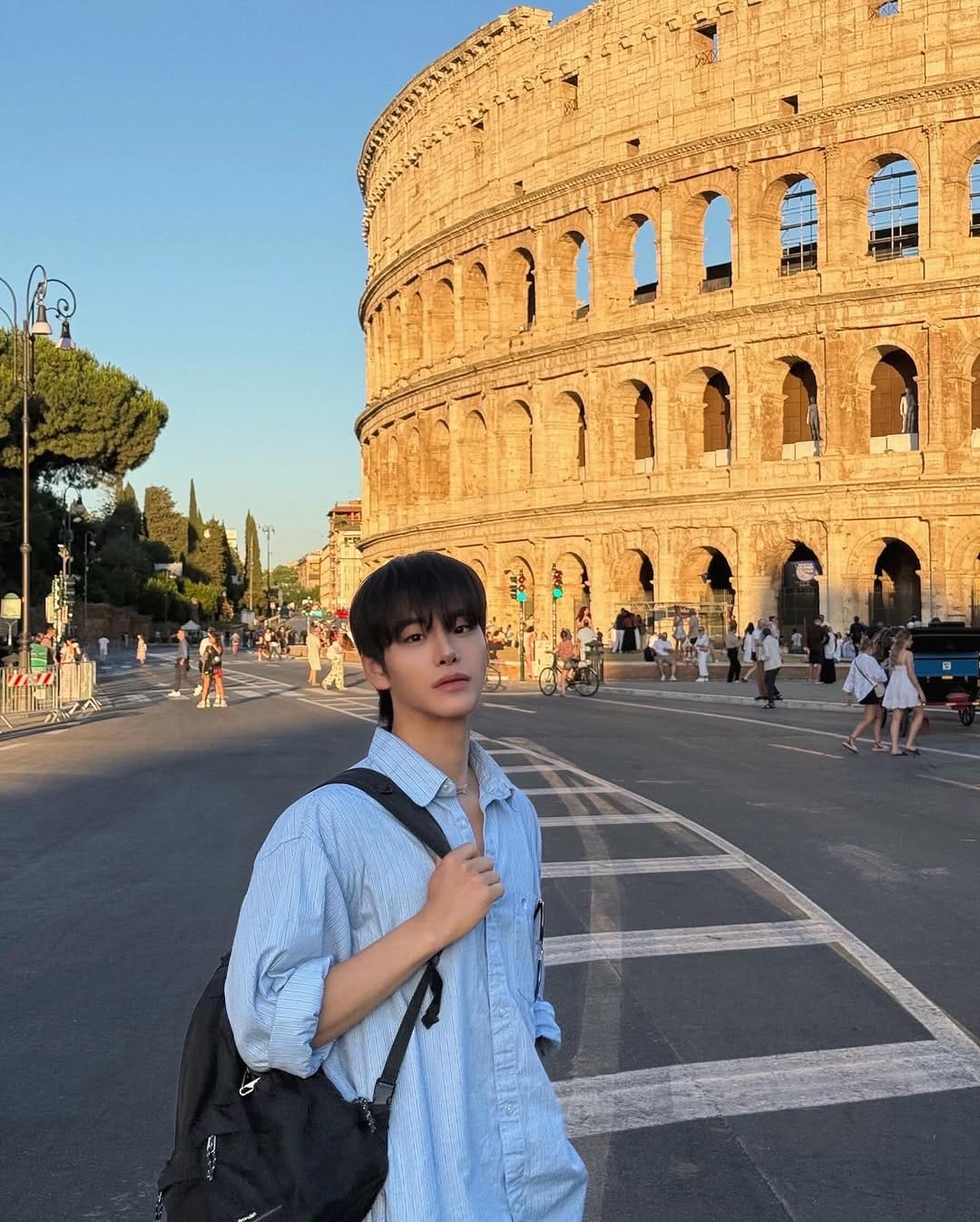 Post 10 by 김 수민 on Instagram (carousel)