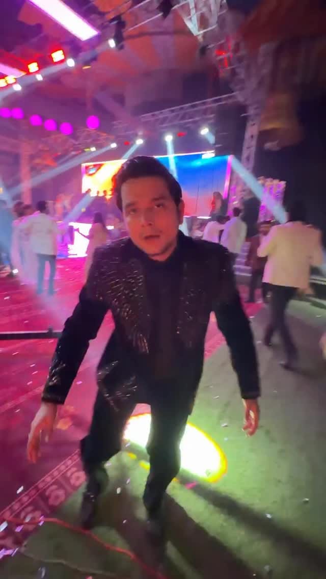 Post 5 by 💥Jhakkas Jiya💥 on Instagram (video)