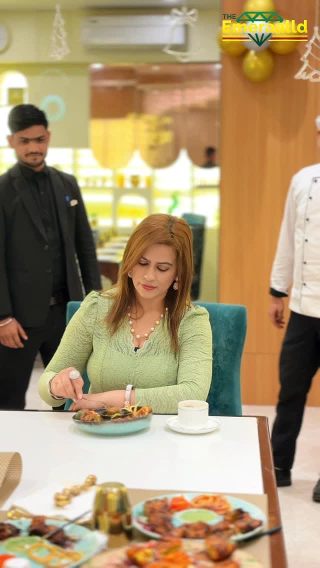 Post 4 by 💥Jhakkas Jiya💥 on Instagram (video)