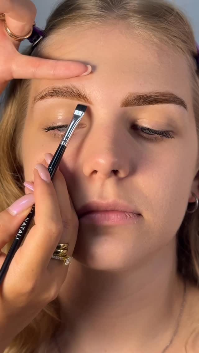 Post 4 by Кисти CTR Group Brushes on Instagram (video)