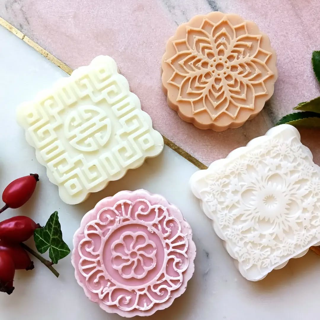 Post 7 by Natural soap making courses UK on Instagram (image)