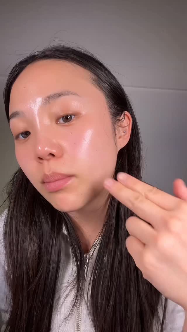 Post 1 by K-beauty on Instagram (video)