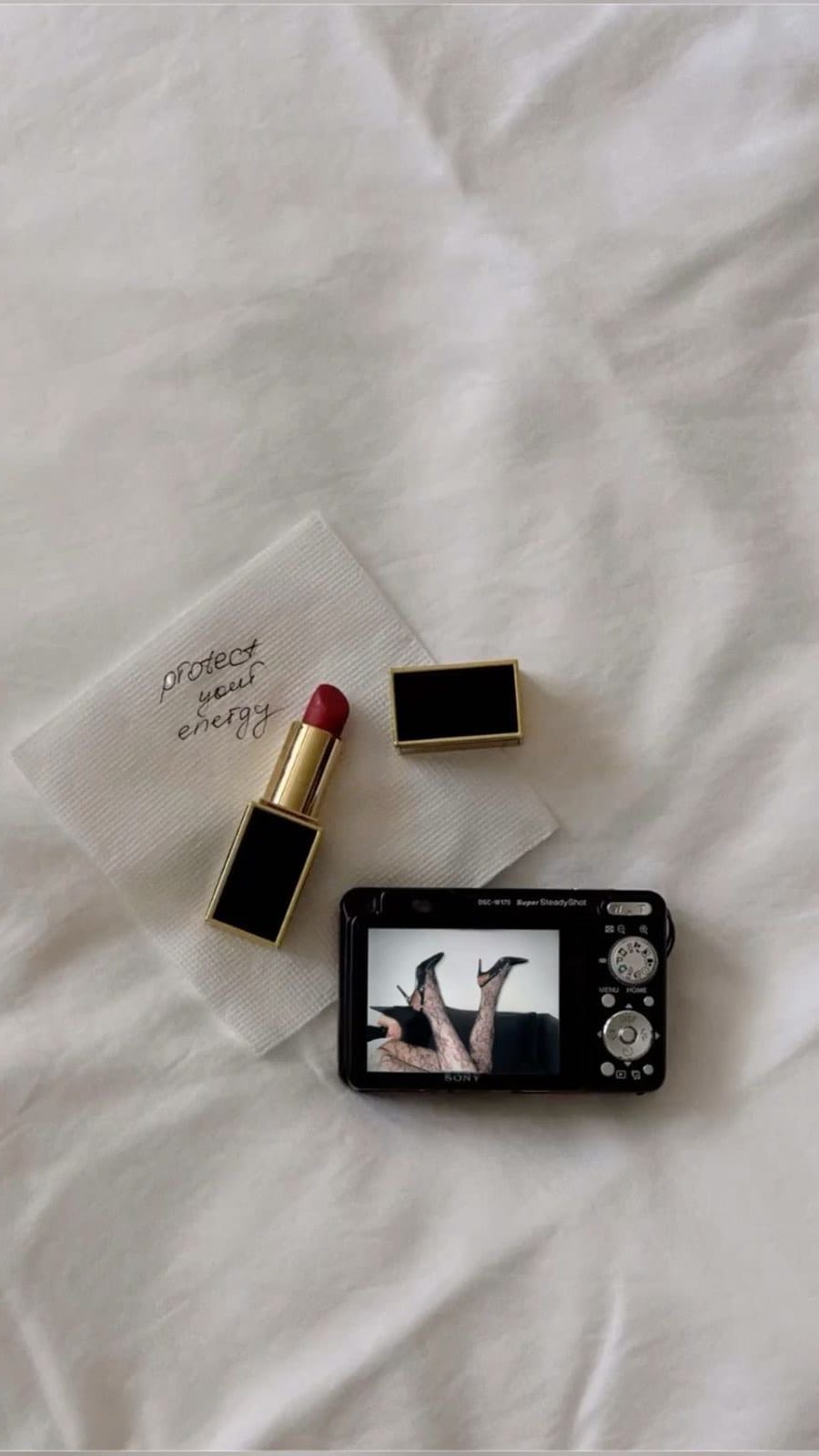 Post 7 by 𝖌𝖆𝖓𝖎𝖎 가니 on Instagram (video)
