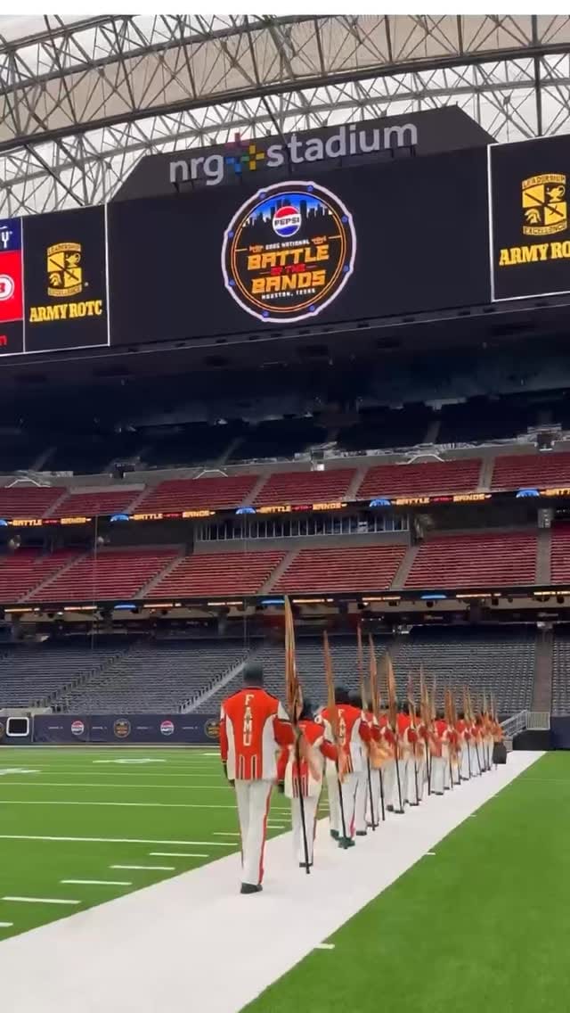 Post 10 by Ebbie  Drayton on Instagram (video)