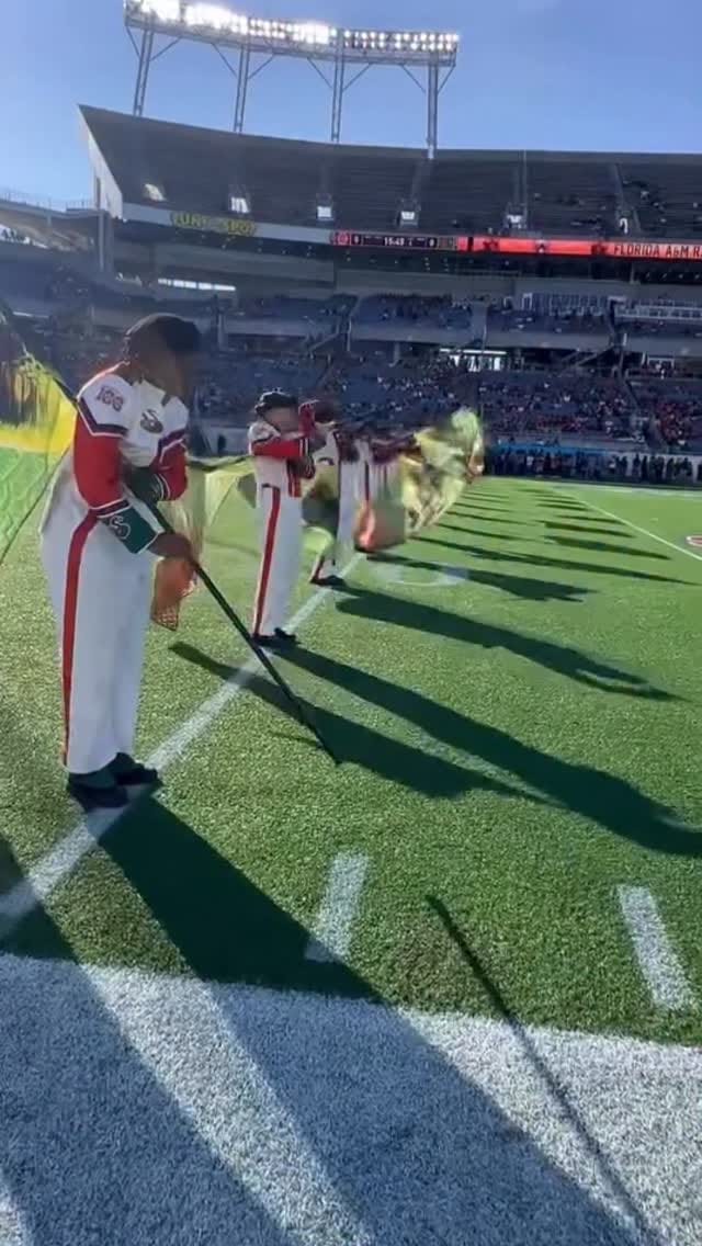 Post 2 by Ebbie  Drayton on Instagram (video)