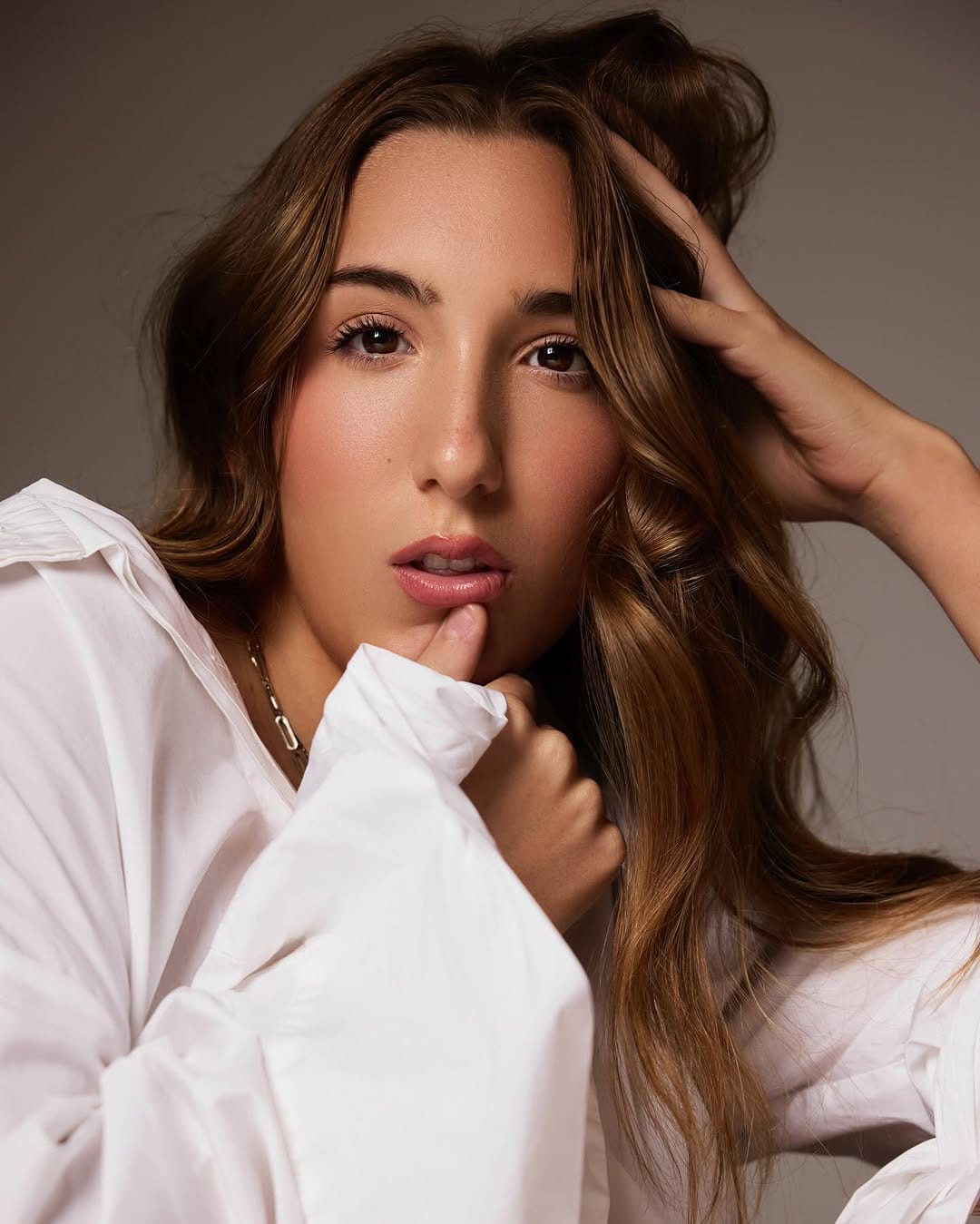 Post 10 by Hayle Alora on Instagram (image)