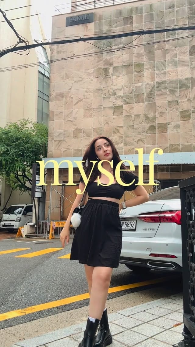 Post 2 by Beyza Sönmez on Instagram (video)