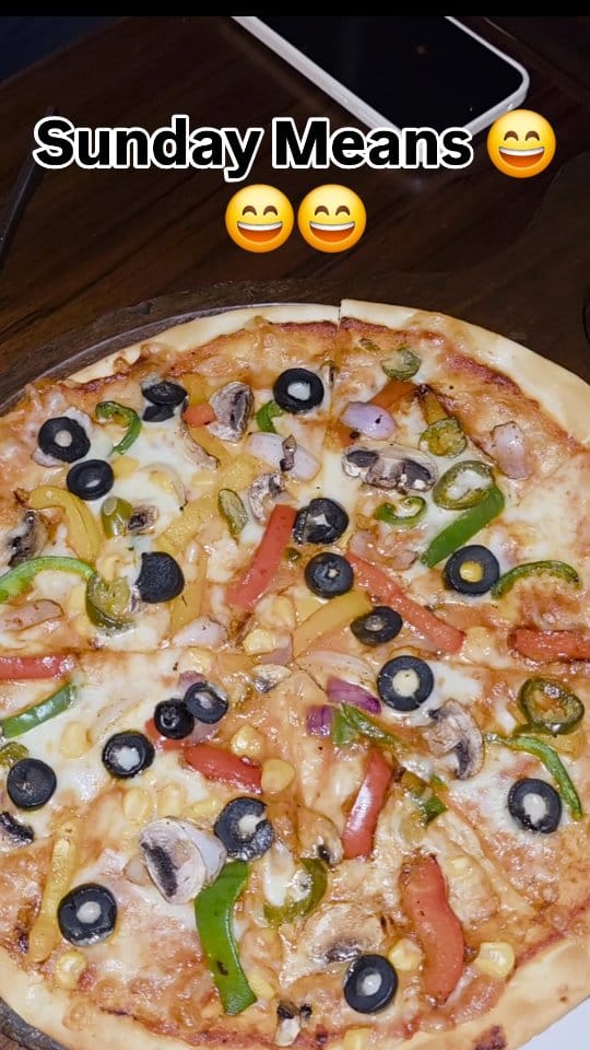 Post 5 by FoodieMallikaa❤️ on Instagram (video)