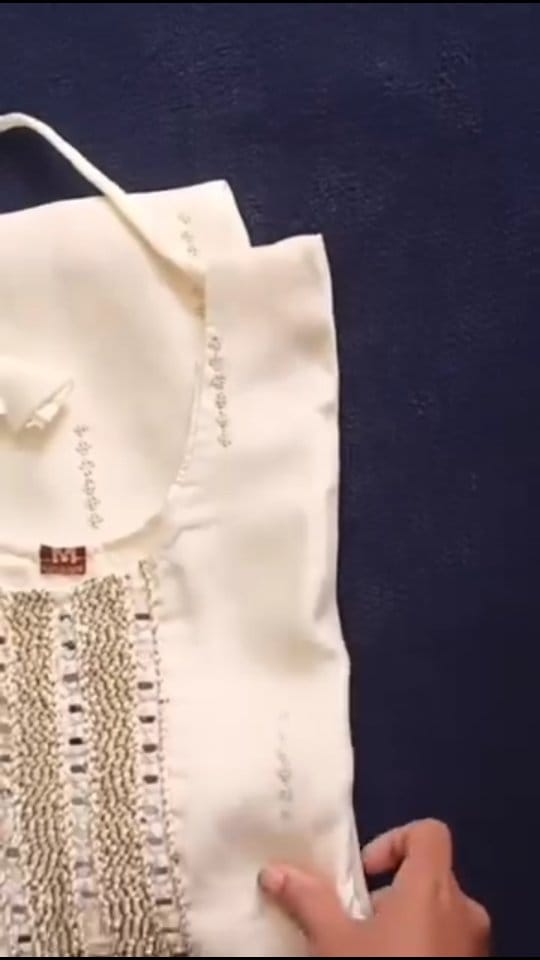 Post 2 by swati Keshri 👸 on Instagram (video)