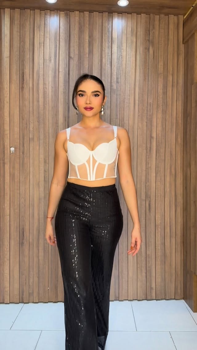 Post 5 by Milena Cardenas Boutique on Instagram (video)