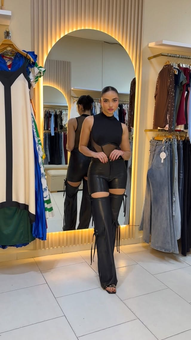 Post 10 by Milena Cardenas Boutique on Instagram (video)
