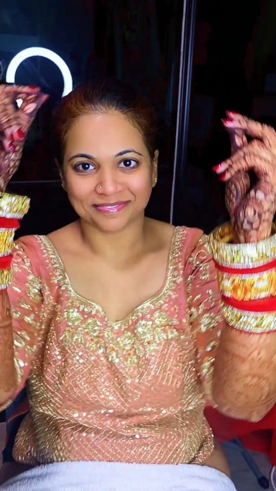 Post 1 by GOWRI KRISHNAMOORTHY (Seemi) on Instagram (video)