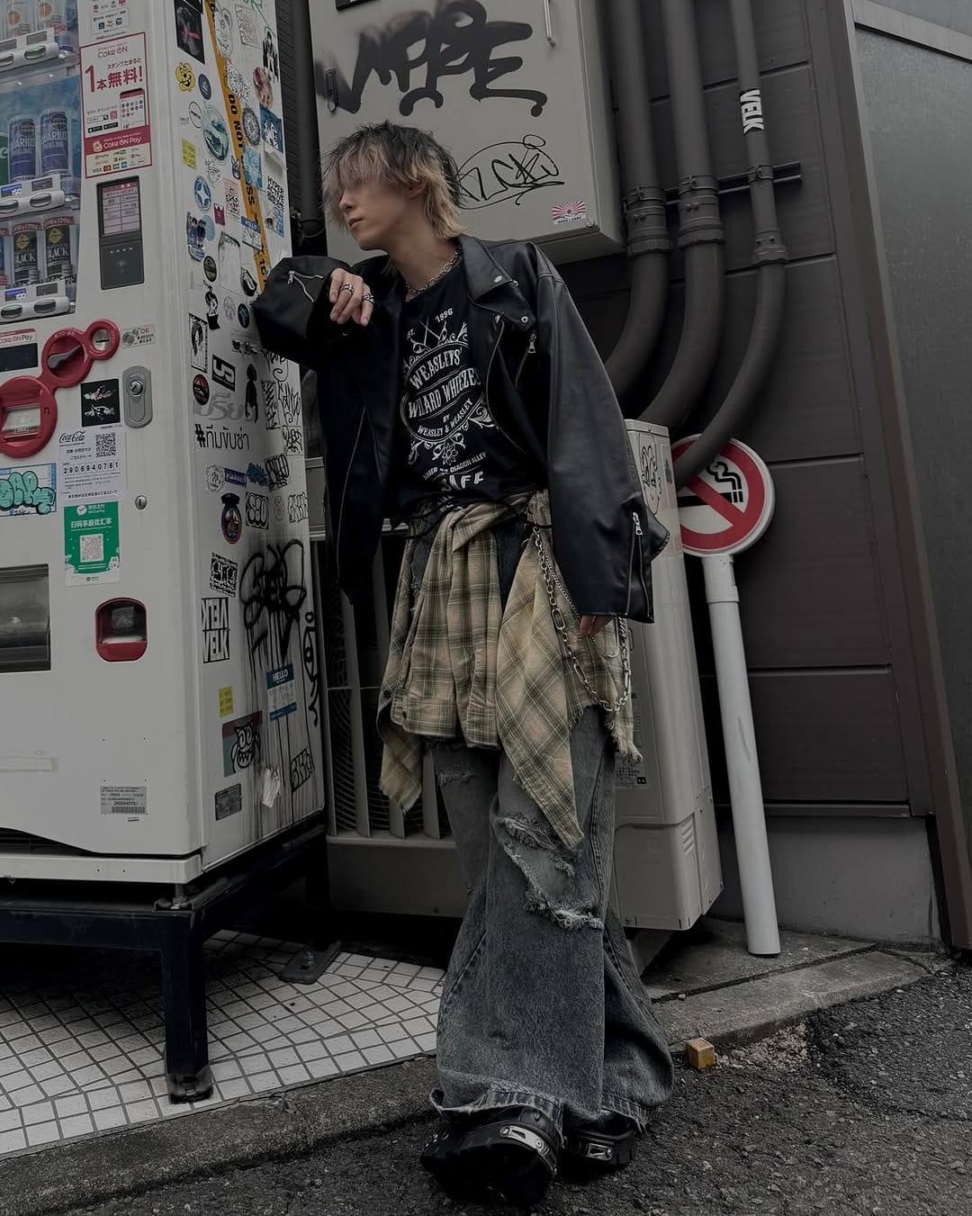 Post 5 by 畳屋さん / ともき on Instagram (carousel)