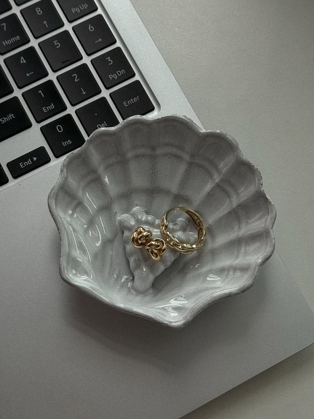 Post 5 by Jasmine Jang on Instagram (image)