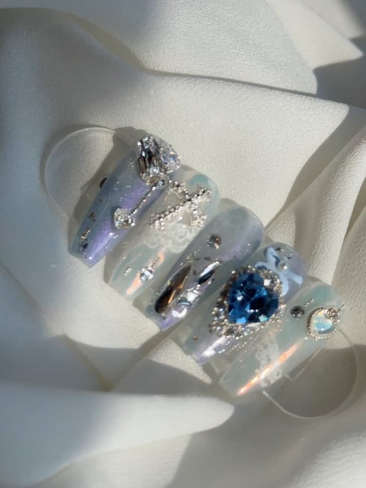 Post 3 by 숨네일 soom nail on Instagram (carousel)