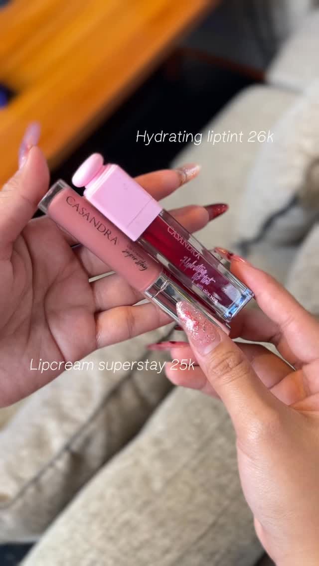 Post 1 by Casandra Cosmetic on Instagram (video)