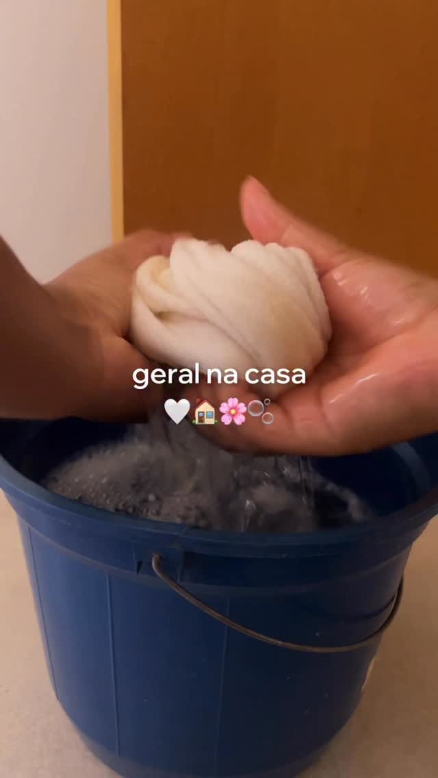 Post 5 by Letícia Santos | JOVEM CASADA on Instagram (video)