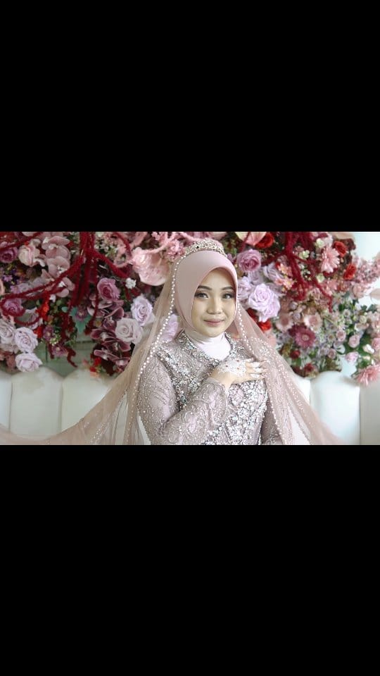 Post 1 by DJULIYAN WEDDING on Instagram (video)