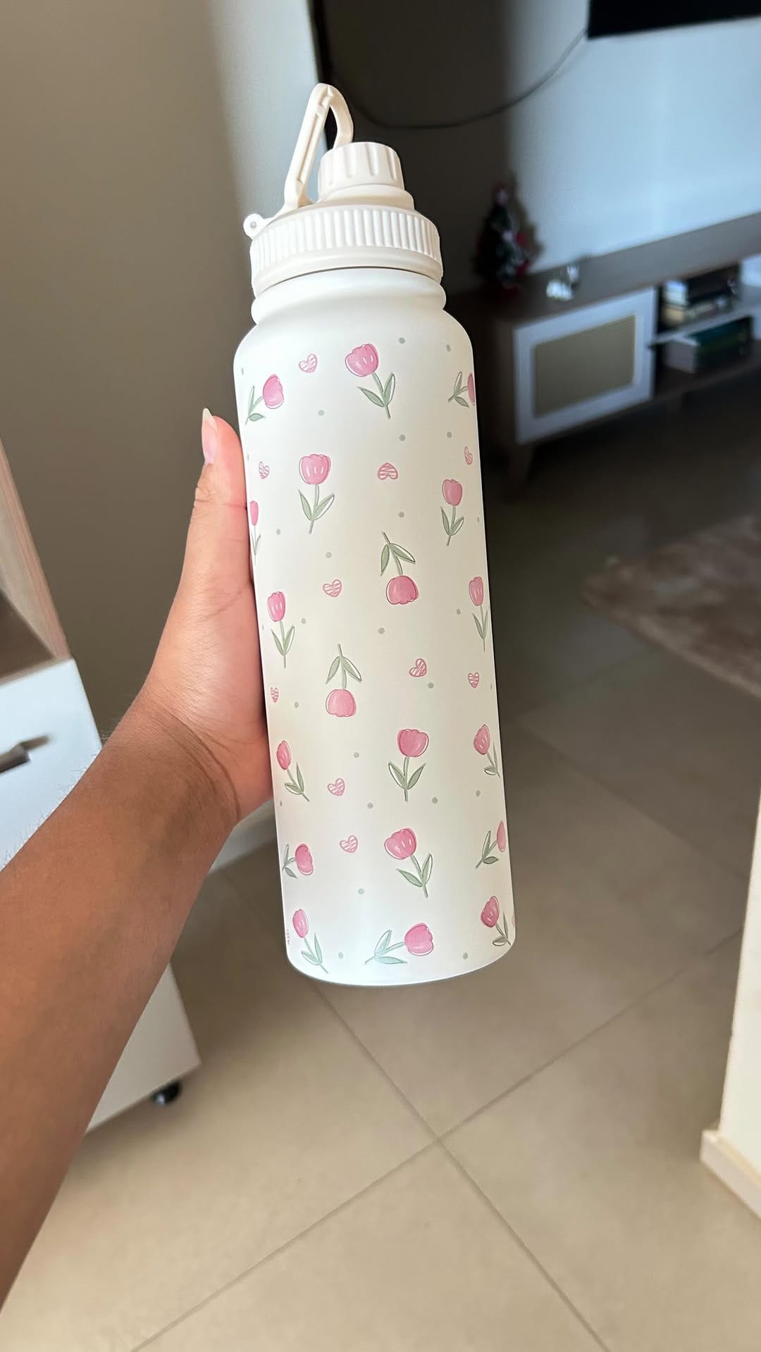 Post 8 by Letícia Santos | JOVEM CASADA on Instagram (video)