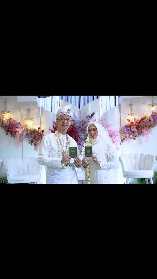 Post 6 by DJULIYAN WEDDING on Instagram (video)