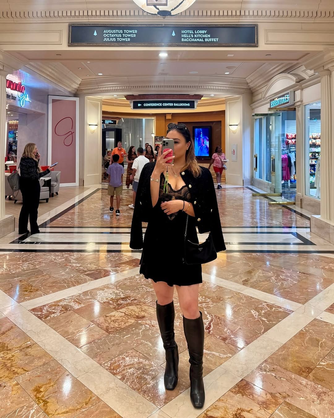 Post 10 by 𝖄𝖊𝖔𝖏𝖎𝖓 ❀ | 여진 ❤︎ on Instagram (image)