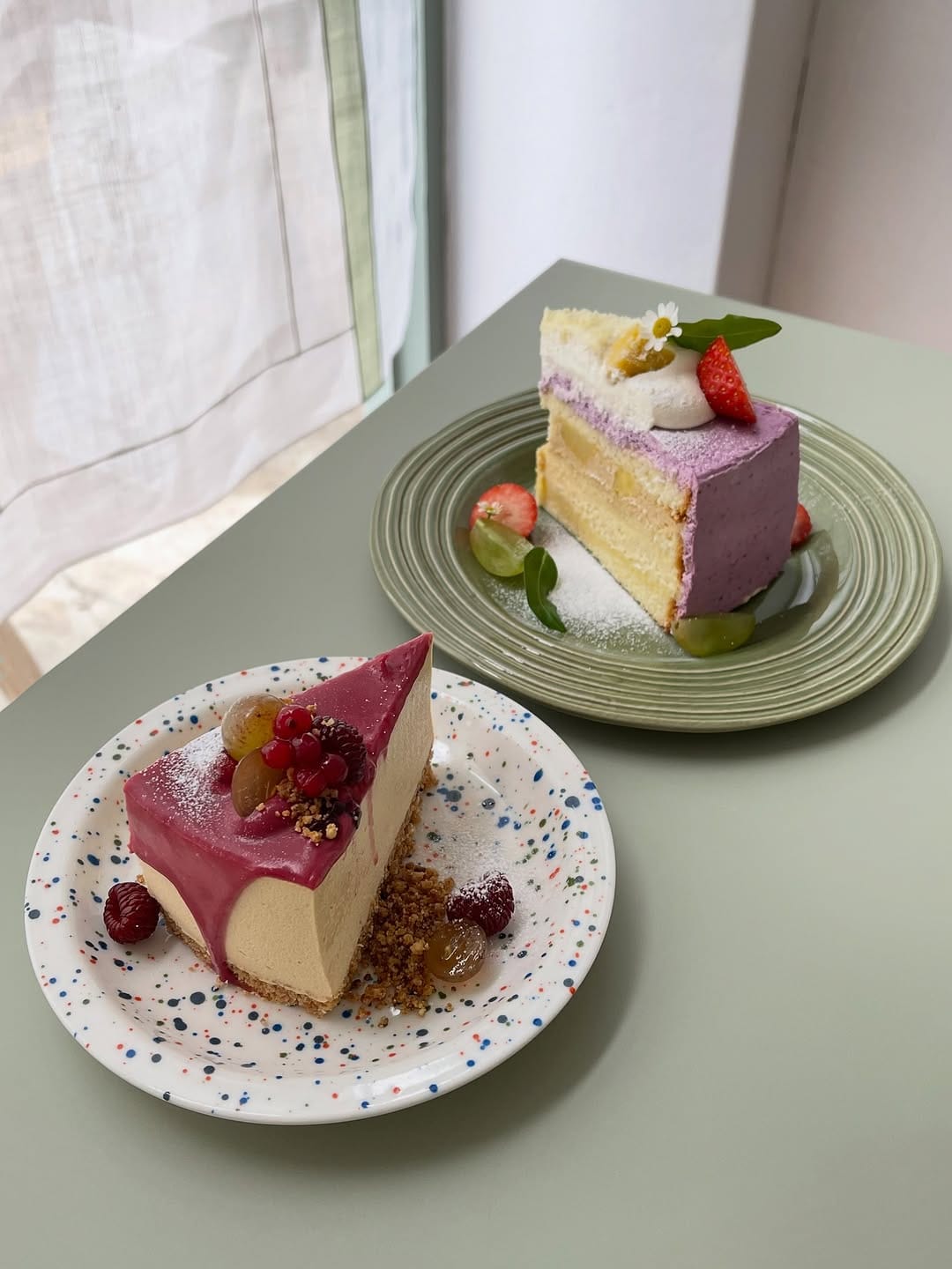 Post 8 by 오브너 | Ovener Cake House on Instagram (image)