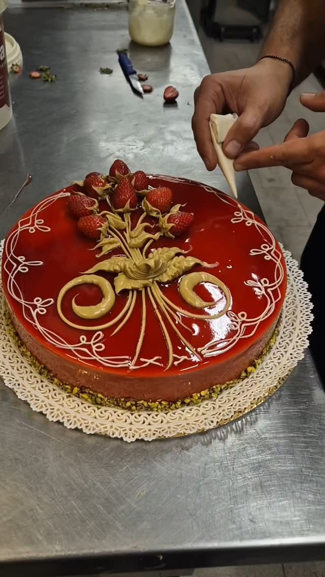 Post 10 by Pasticceria San Carlo on Instagram (video)