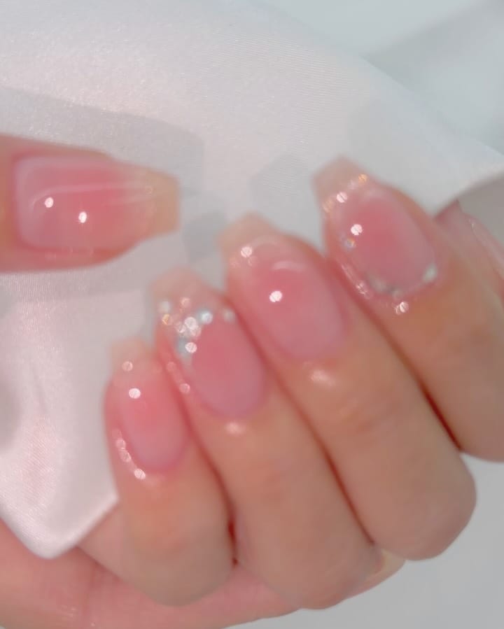Post 1 by 오앤유네일 • 마곡네일 • 강서구네일 on Instagram (carousel)