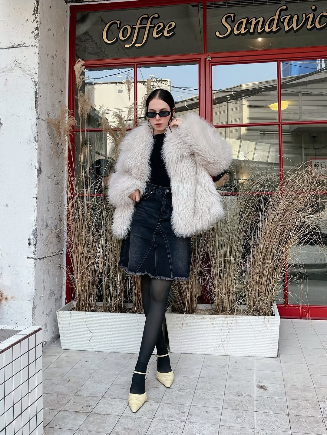 Post 3 by 𝙇𝙖𝙡𝙖 𝘽𝙖𝙚𝙠  🎀✨ on Instagram (carousel)
