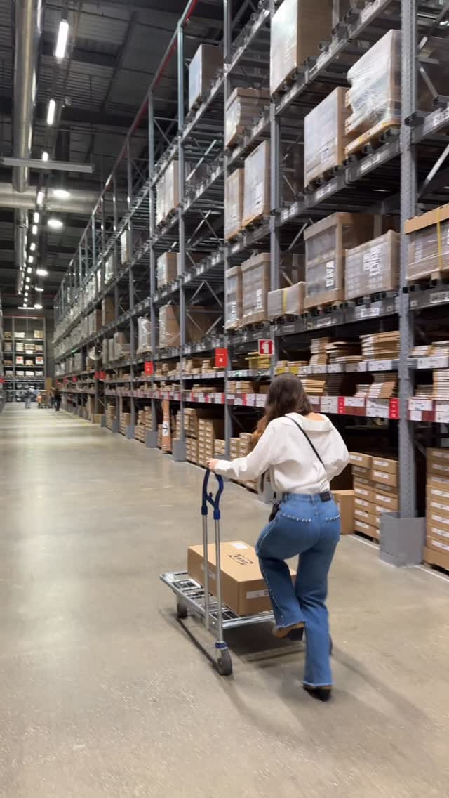 Post 1 by ✨ 𝐂 𝐀 𝐓 𝐀 𝐑 𝐈 𝐍 𝐀  ✨ on Instagram (video)