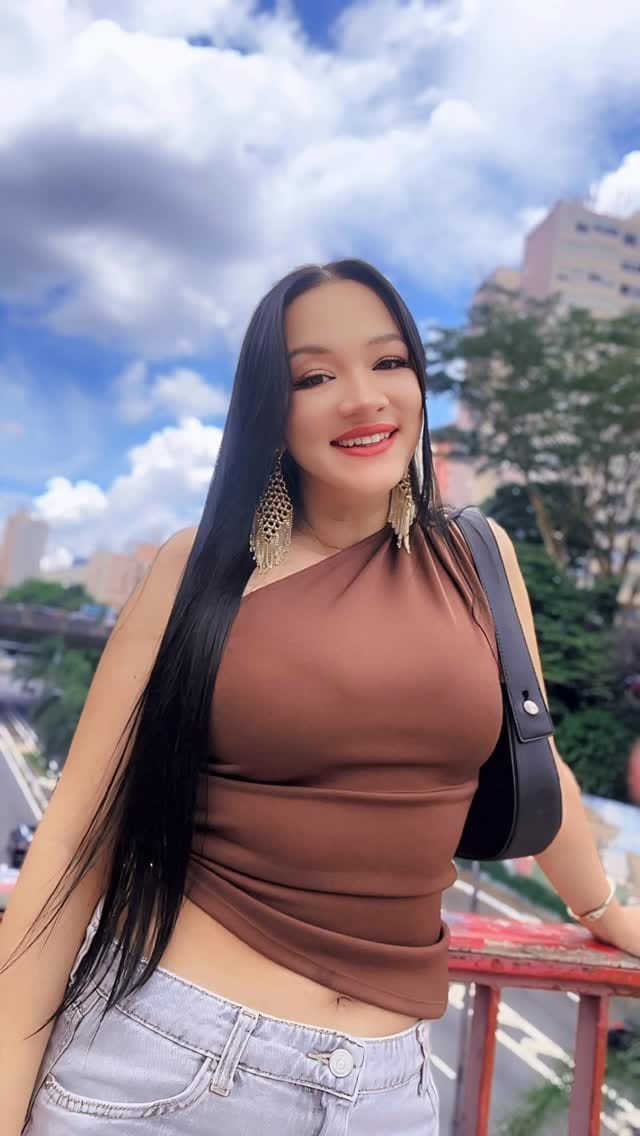 Post 2 by ANDRESSA on Instagram (video)