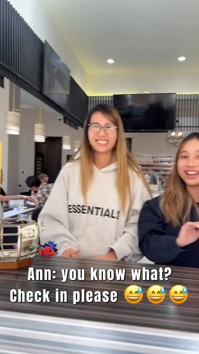Post 3 by BLUSH HOUR Nails & Spa on Instagram (video)